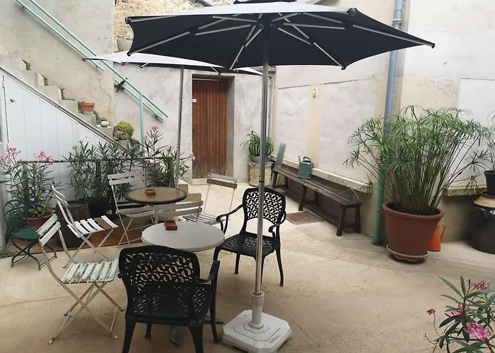 Au Terminus 6 Personnes